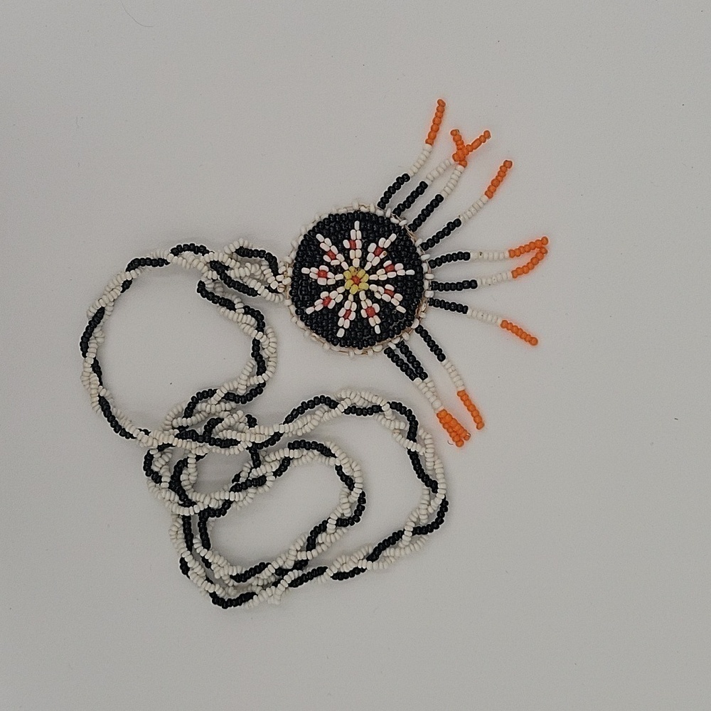 Vintage Native American Seed Bead Necklace white black orange red yellow - Picture 3 of 3